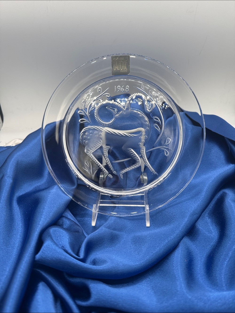 Annual  1968 Lalique Gazelle Fantasy Plate created by Marie Claude-Lalique
